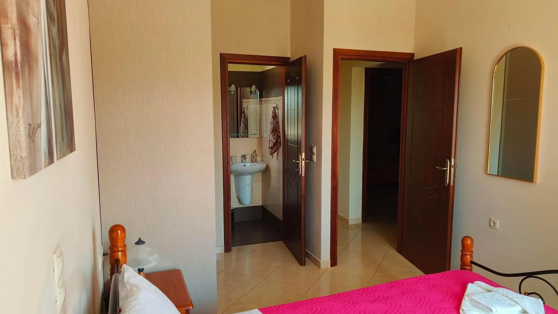 Pazinos/Neveli Cottage Galangadhos Holiday home